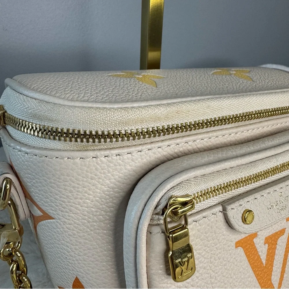 Louis Vuitton Empreinte Monogram Giant Mini By The Pool Bumbag Cream Saffron - Picture 5 of 13